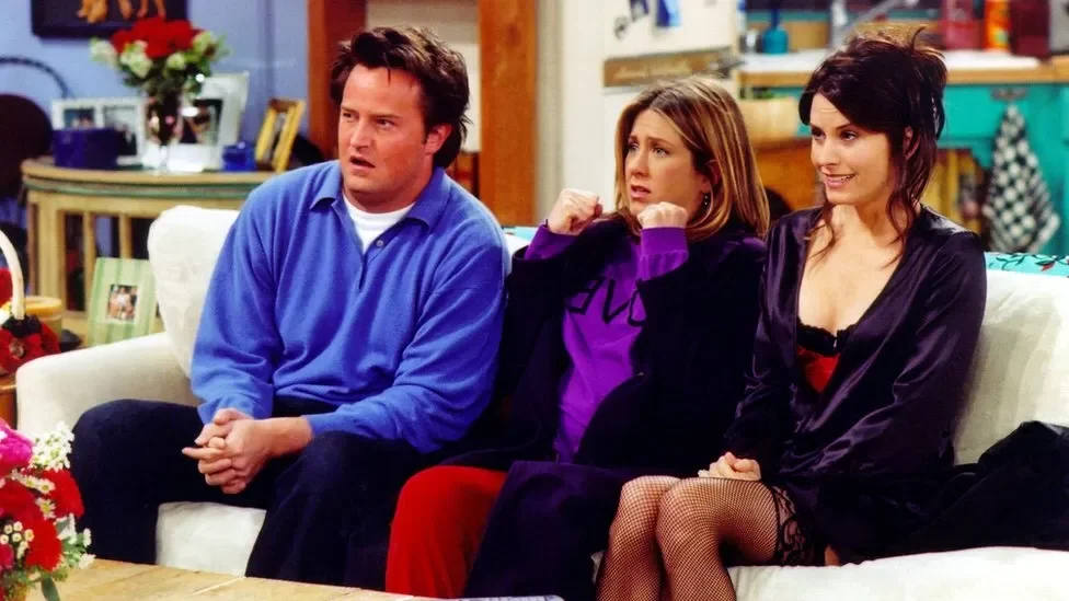 Courteney Cox, Jennifer Aniston and Matthew Perry in a scene from Friends-by-treknraft-2023